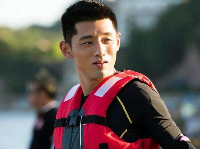 张继科一个打乒乓球的,名气比王思聪都高,这到