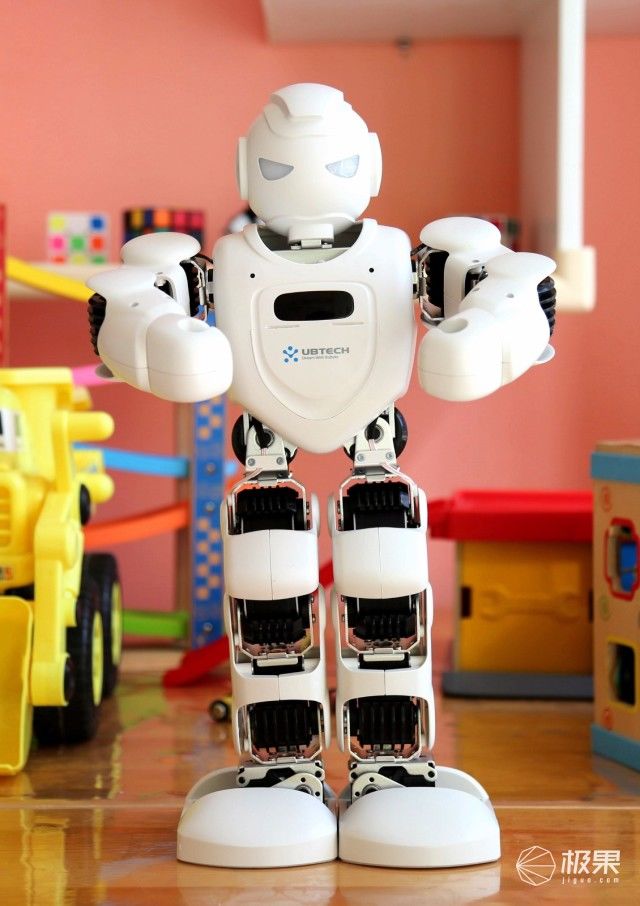 语音交互 编程教育,孩子健康成长的贴心伴侣 -