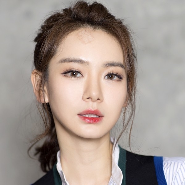 最火 美瞳妆 Angelababy杨紫才是老司机