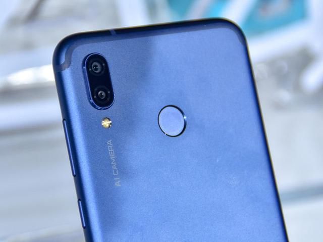 华为真正的价格屠夫,麒麟970+NFC降至2099元