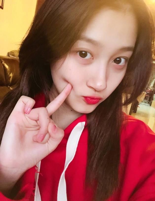 各路明星新年照也是千姿百态!