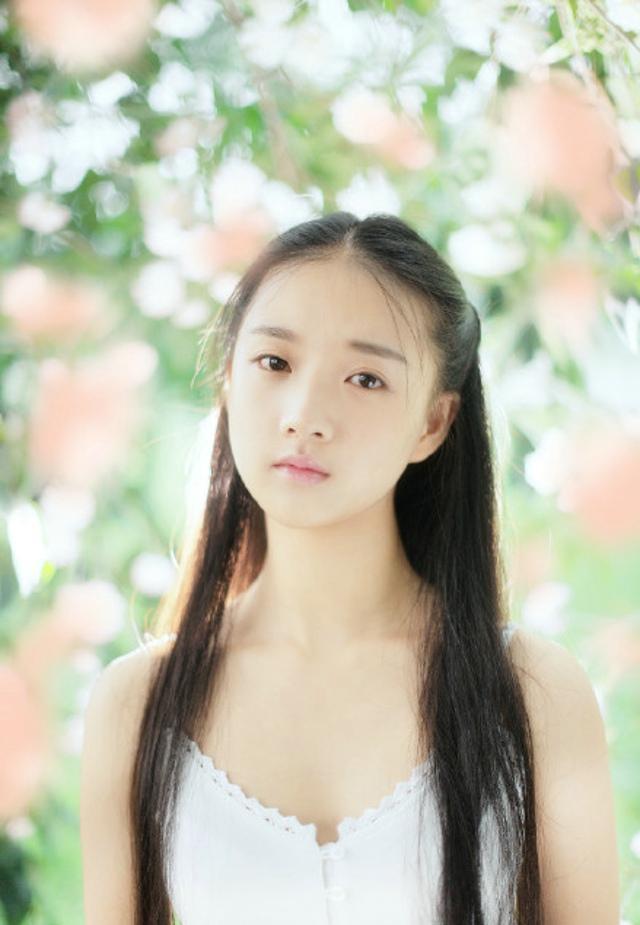 半推半就的女人才会有的4个表现 别错过好机会 半推半就的女人才会有的4个表现 别错过好机会