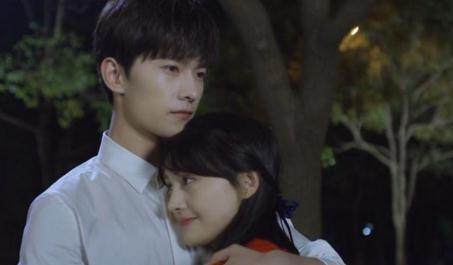 杨洋微博告白郑爽吗? 外界传杨洋插足胡彦斌和