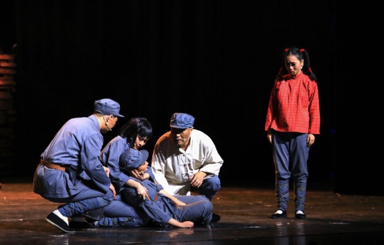 北京海淀大型红色献礼剧目《马背摇篮》上演