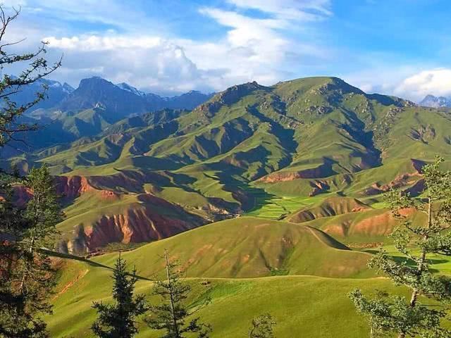 甘肃、宁夏修建一条时速350公里的高铁,设10