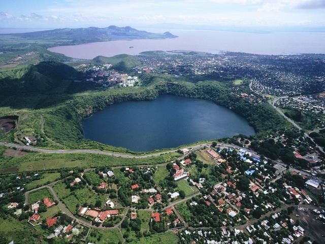 北美洲10个小国,个个不与中国建交,却视美国为