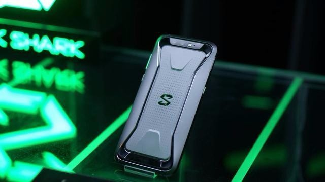 游戏手机的春天:雷蛇、小米黑鲨、努比亚红魔