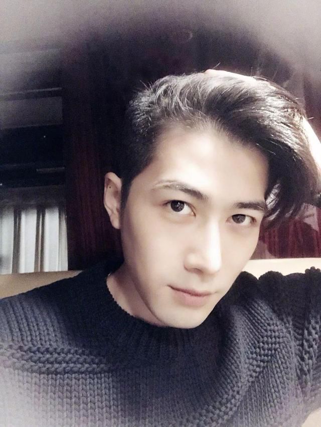 杨洋经纪人太怂?迪丽热巴张彬彬在一起了?范