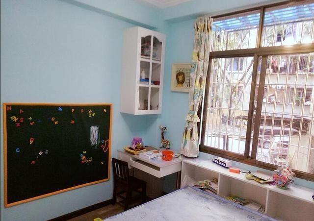 坐标二线城市,70平的二手学区房总价150万,真