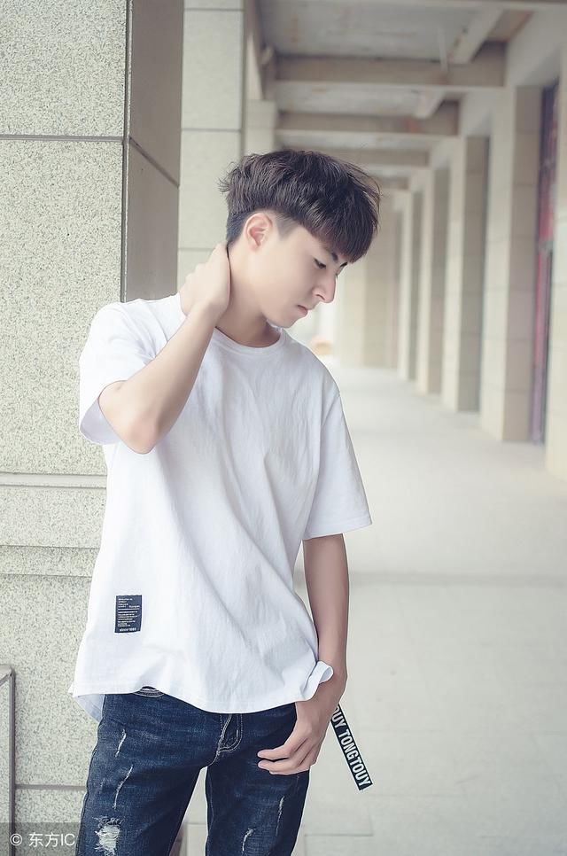 12生肖2018年的专属幸运色,属牛是白色,看看你