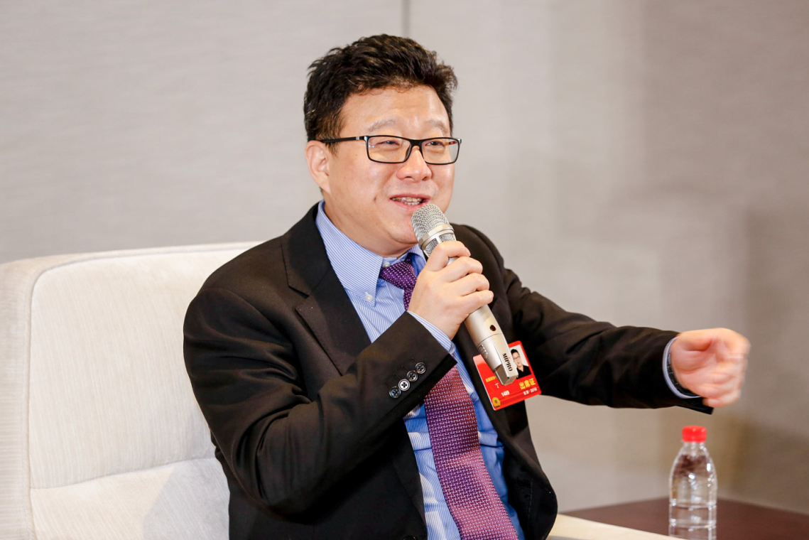 网易丁磊:结合养猪实践,建议从田间到餐桌全程监控 网易丁磊:结合养猪实践,建议从田间到餐桌全程监控