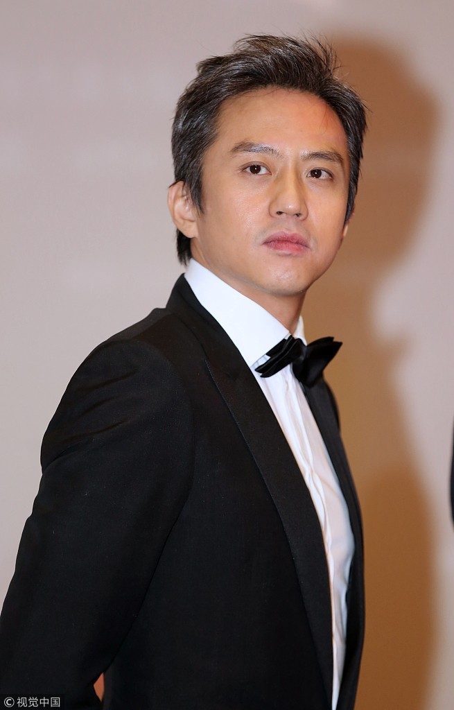 邓超第三部导演作品开机:献给父亲和孩子 网友