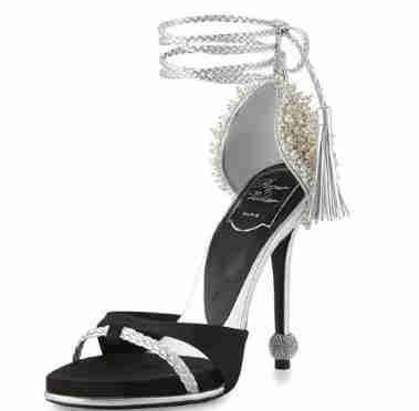 没有脚后跟,穿不住高跟鞋?这些方法让高跟鞋狂