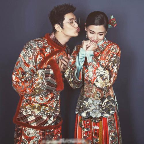 黄晓明Baby中式婚纱照曝光 教主卖萌亲吻娇妻 黄晓明Baby中式婚纱照曝光 教主卖萌亲吻娇妻