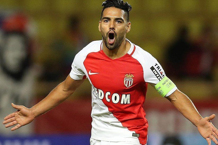 德罗巴后中超最大牌球星! 而且还有华裔血统,