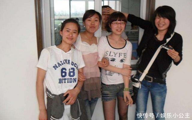 同事结婚随礼三百,听到她和她朋友的一番话,我