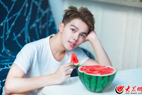 苍梧鸟成精了!《双世宠妃》王浩歌曝盛夏清