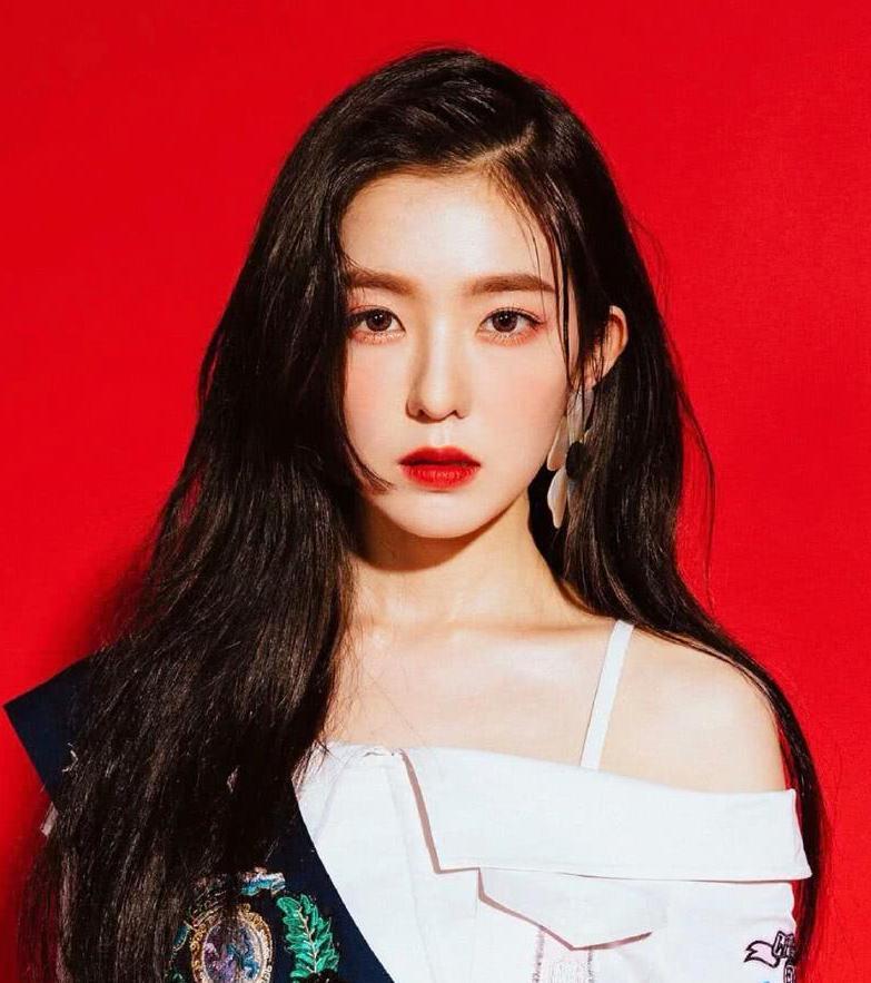 韩国女团的四大神颜:泫雅靠身材取胜,雪莉靠风