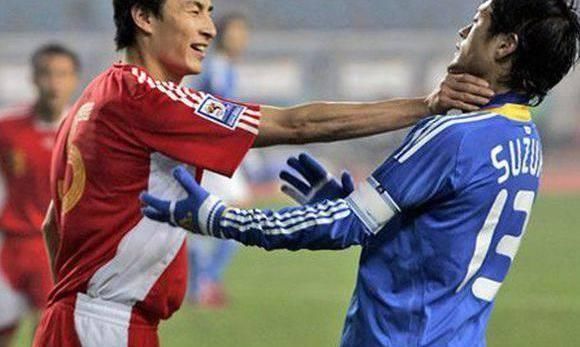 足球场上的武林高手,个个厉害到没朋友!网友纷