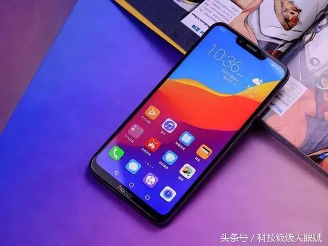 全方位对比,小米8SE和荣耀play该怎么选看完就