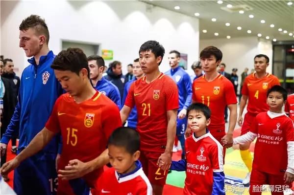 同为东亚国家 为何日韩足球要强于中国