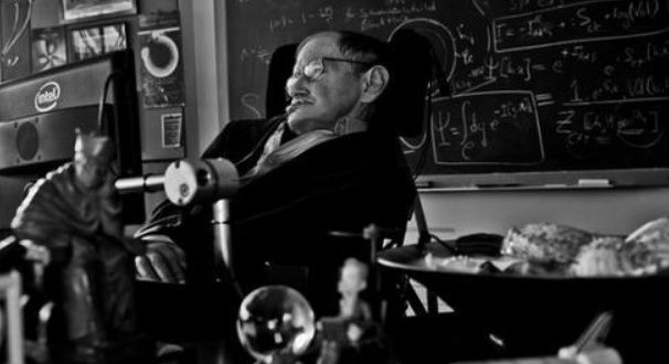 霍金去世后,留下了五个预言,第一个预言将会在