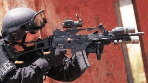 外媒评世界十大最有名气的枪支 AK47排第五,第