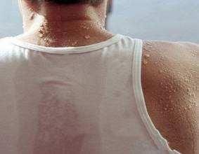 夜间睡觉后半夜老是出汗,黏糊糊的很不舒服是