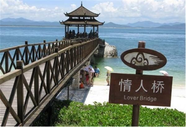 中国最南边的城市--三亚。