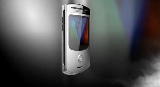 经典神机重现:摩托罗拉新刀锋,酷到爆!