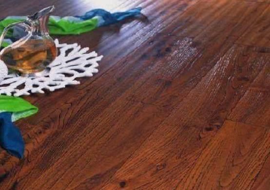 2018年已经不流行铺瓷砖地板了,流行这样装,好