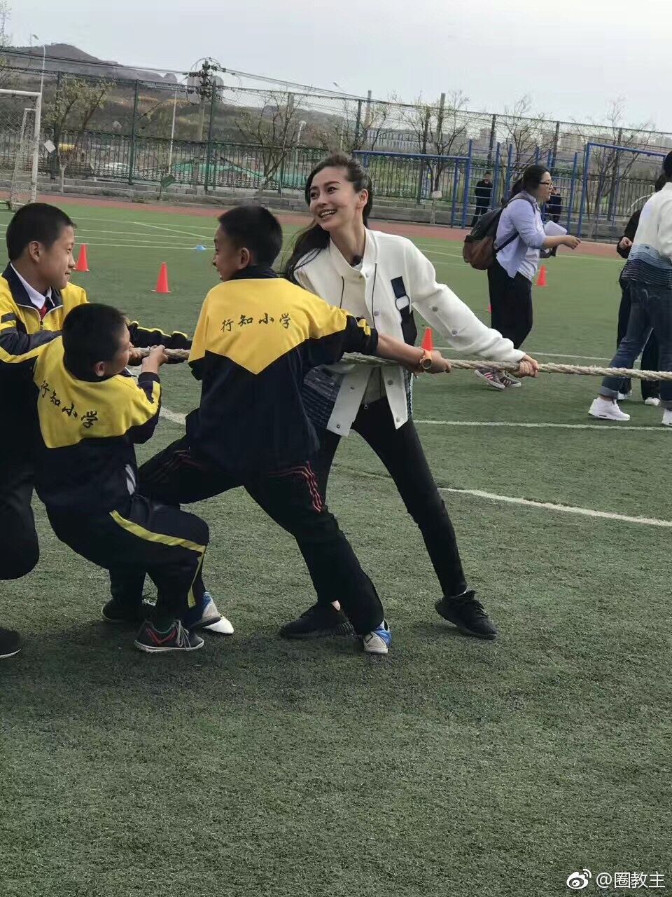 #奔跑吧# 大连录制路透,鹿晗、邓超、迪丽热巴