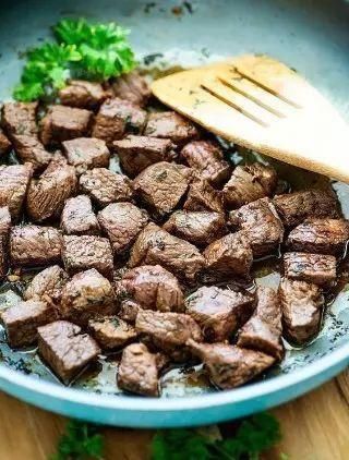 牛肉炖不烂难入味,只用一招马上又糯又软!