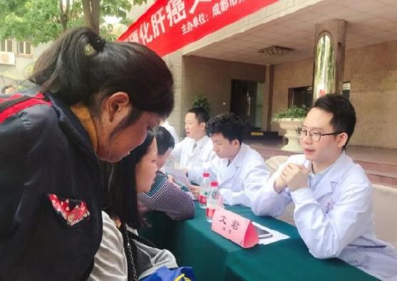 17岁高中生高考体检查出肝癌 医生:肝癌患者越