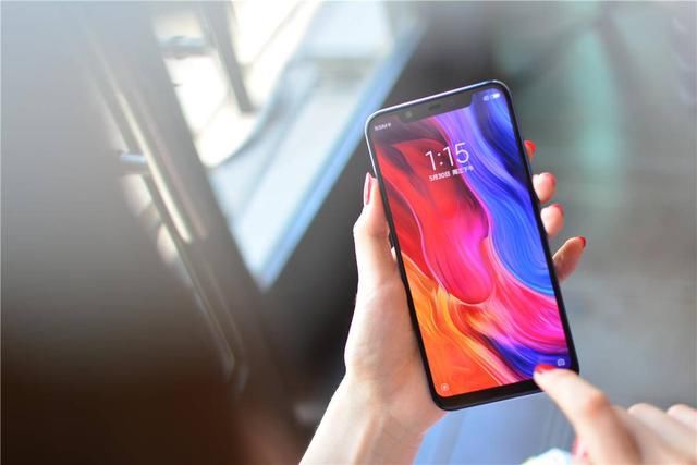 同为骁龙845价格相差500元,一加6对比小米8