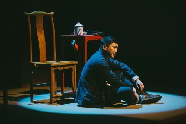 我们信誓旦旦地说着一辈子,仿佛会是真的一样