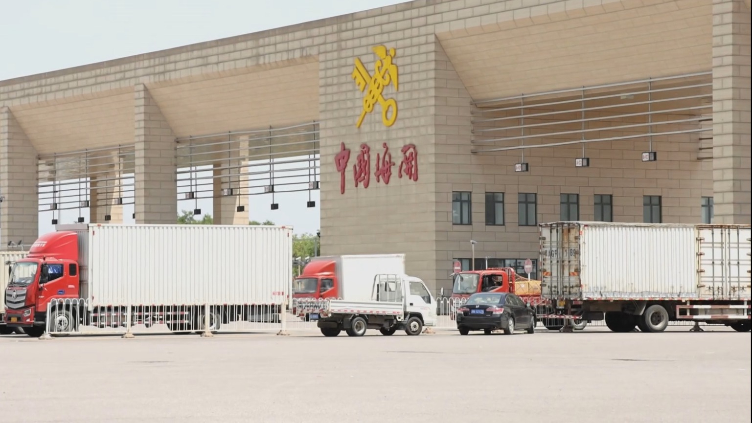 43万支国外鲜花第一时间获通关