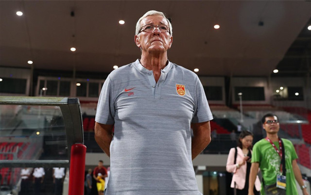 33岁国脚国家队再现一世界级选位:不愧中国足