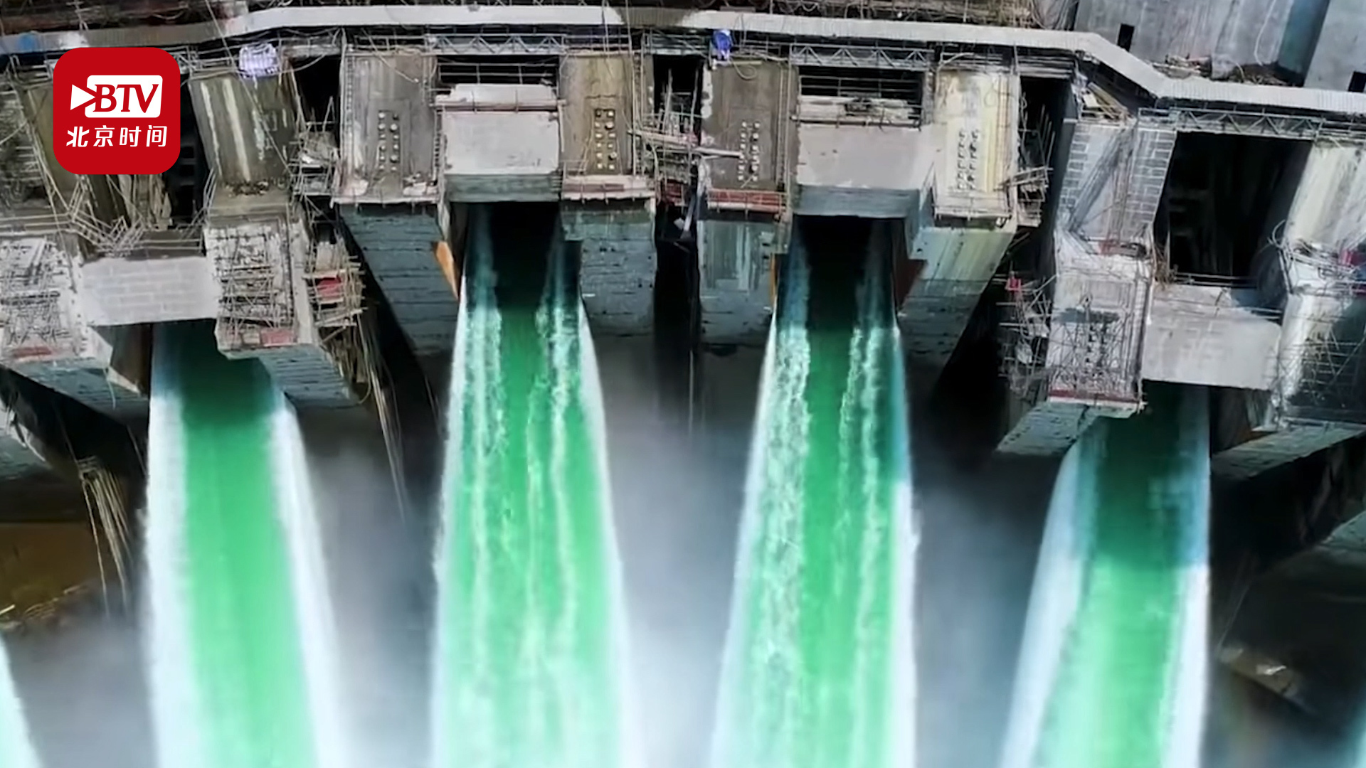 中国三年将投资约1.29万亿 推进150项重大水利工程建设 中国三年将投资约1.29万亿 推进150项重大水利工程建设