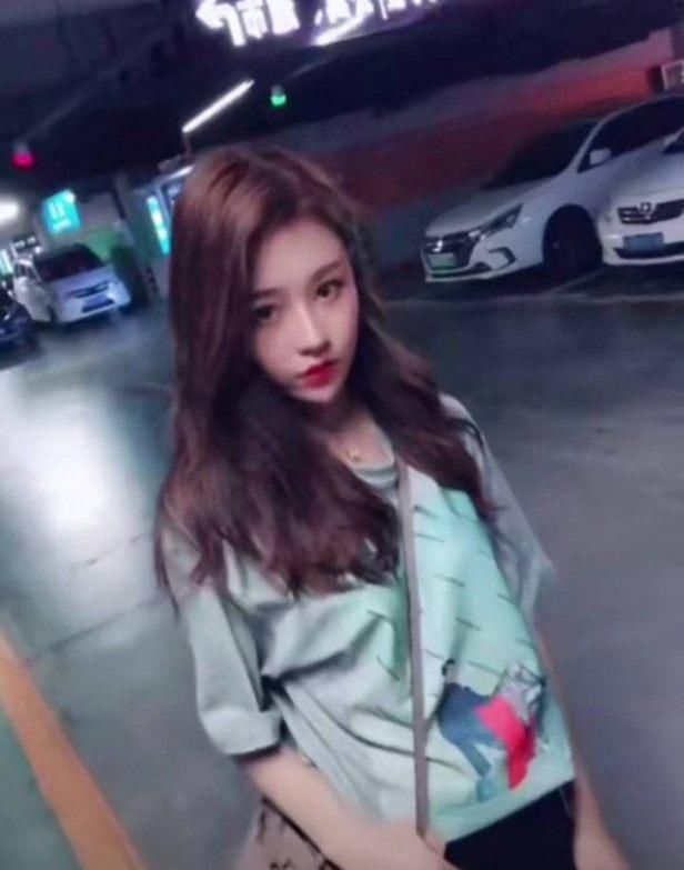 抖音温婉封杀后首次露面,一部作品告别粉丝,昔