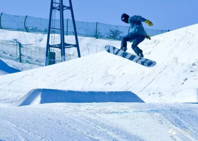 十一冬奥工程不停工！国家高山滑雪中心八条货索完成