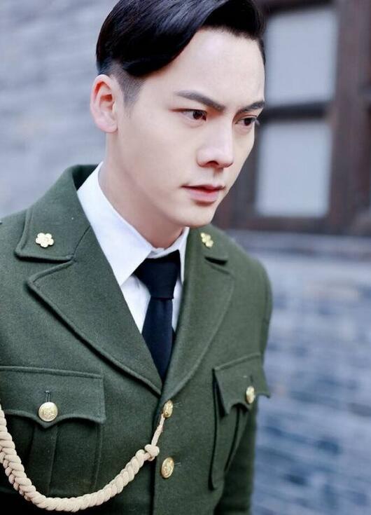 不少网友看到直夸帅，并留言表示：“