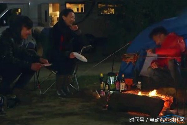 明星房车一个比一个豪,你赚一辈子也买不起! 明星房车一个比一个豪,你赚一辈子也买不起!