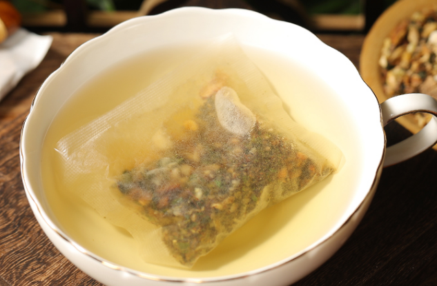 玉米须桑叶茶,味香茶浓, 轻松冲泡解油腻,身体放松精神好!