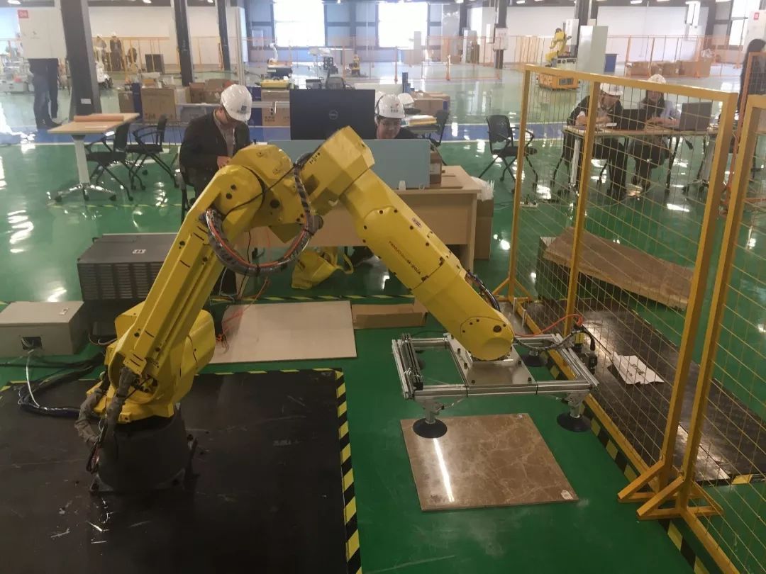 碧桂园机器人失灵?副总沈岗辞职800亿项目堪