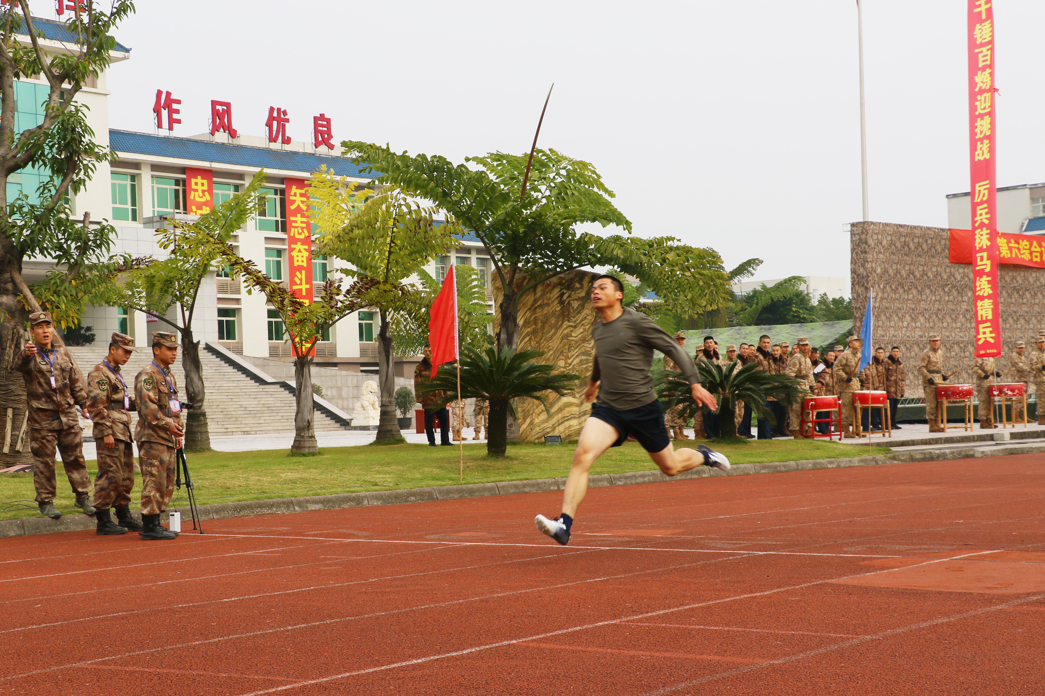 东部陆军基地图片