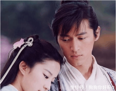 刘亦菲出关晒自拍,成中国黄金代言人,仙剑四美