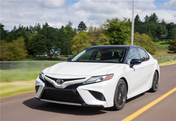 十代雅阁不上2.0T+10AT?这就差点儿意思了!