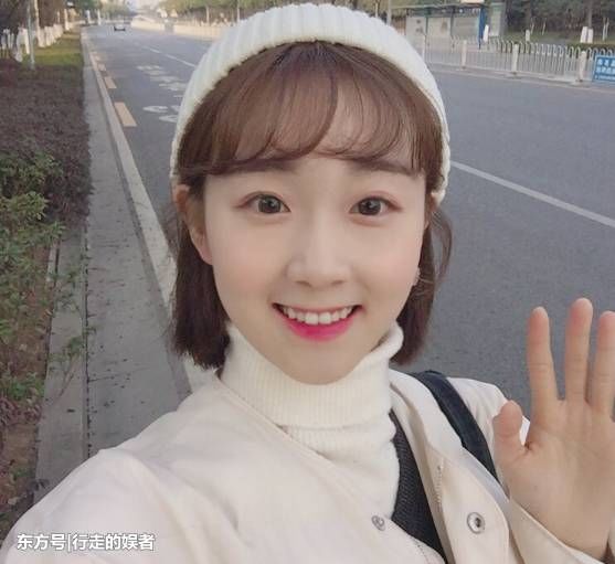 李子璇未成团出道却已接到热门综艺邀约,网友