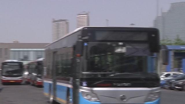 公共交通配车2.7万余部 保障市民顺畅出行 公共交通配车2.7万余部 保障市民顺畅出行